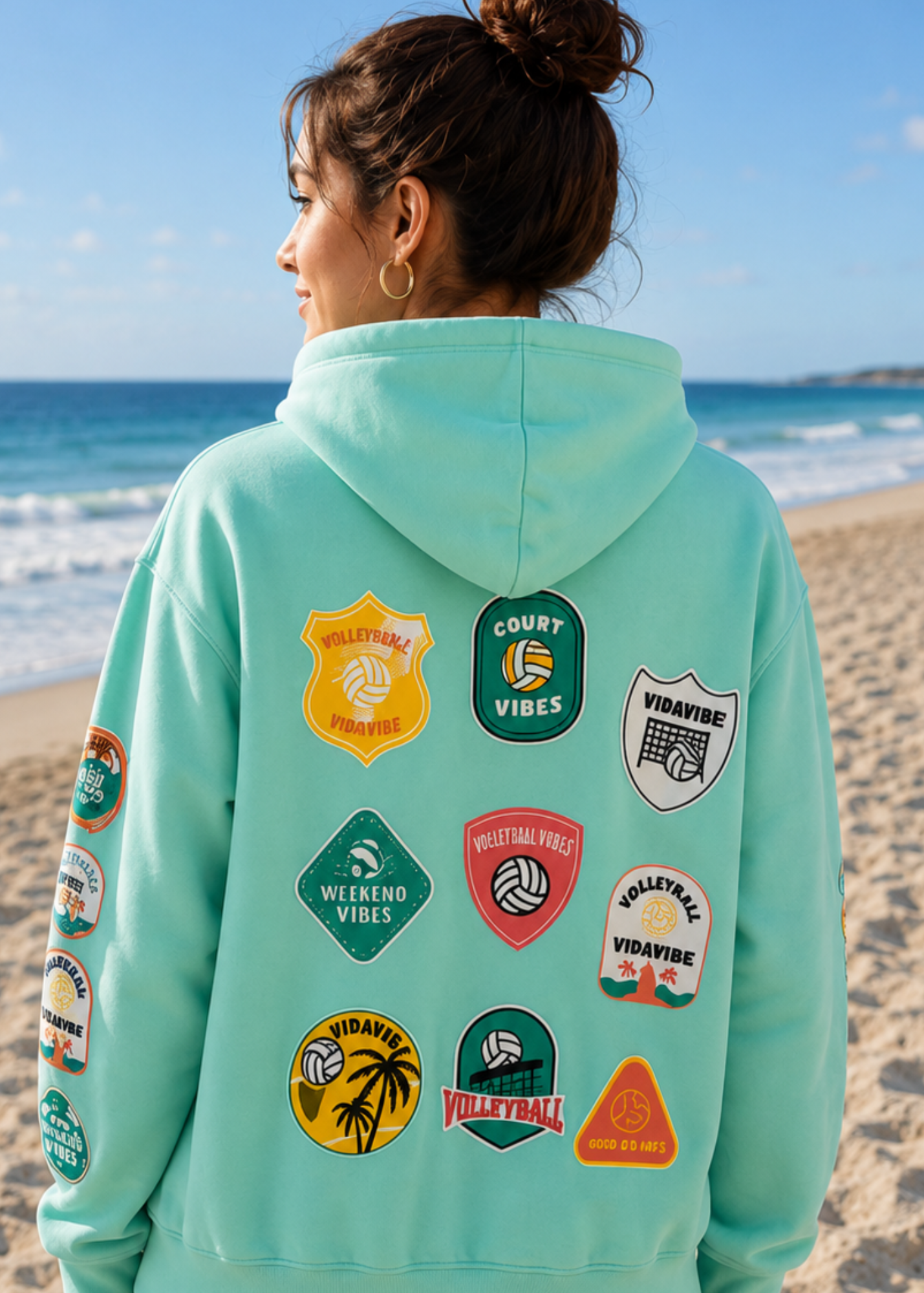 Volleyball Patches Sweatshirt - Turquoise